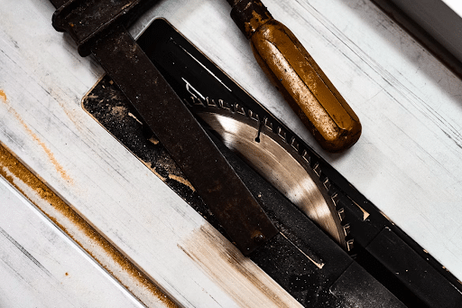 Replacing Blades